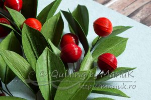 quilling tutorial : quilled-cherry-branches-detail