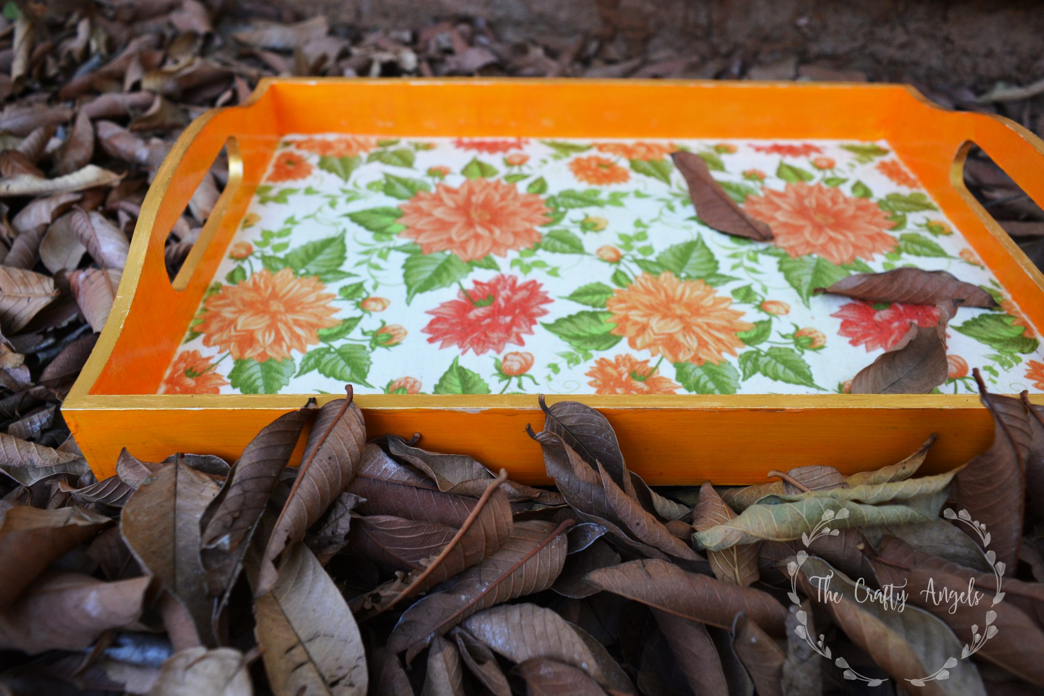 Decoupage Tray Tutorial The Crafty Angels