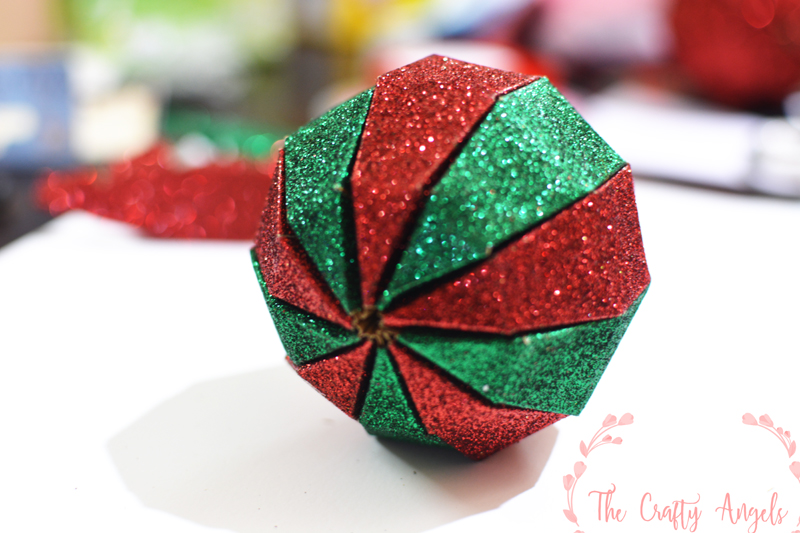 DIY Christmas ball ornaments (Itsy Bitsy DIY Kit) » The Crafty Angels