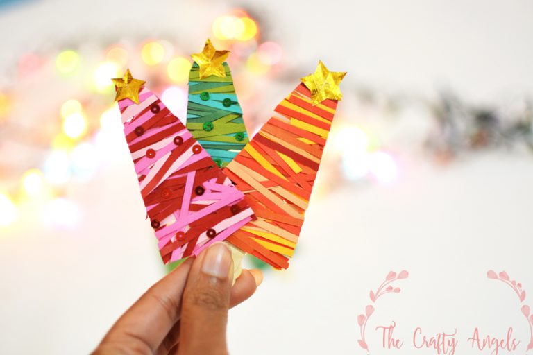DIY Paper Christmas Tree with quilling papers